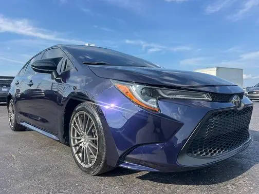 2022 Toyota Corolla LE FWD photo