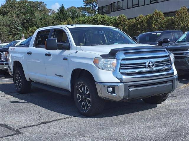 2016 Toyota Tundra SR5 4WD photo