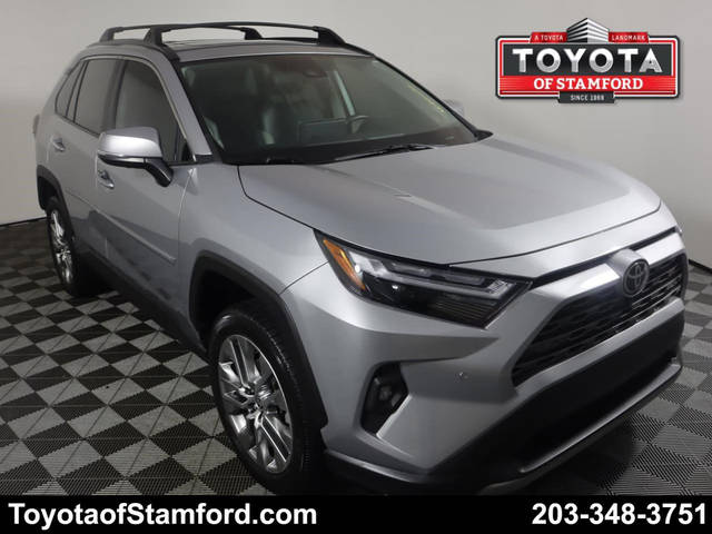 2022 Toyota RAV4 Limited FWD photo