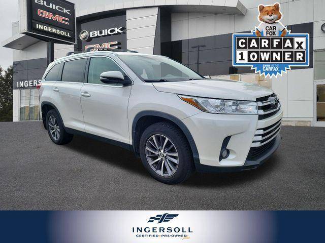 2019 Toyota Highlander XLE AWD photo