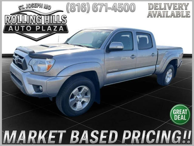 2015 Toyota Tacoma  4WD photo