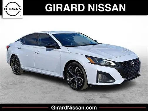 2023 Nissan Altima 2.5 SR FWD photo