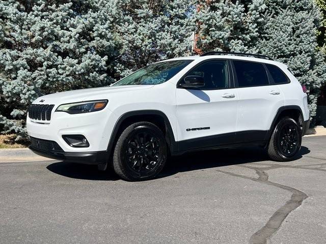 2023 Jeep Cherokee Altitude Lux 4WD photo