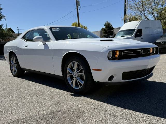 2023 Dodge Challenger SXT AWD photo