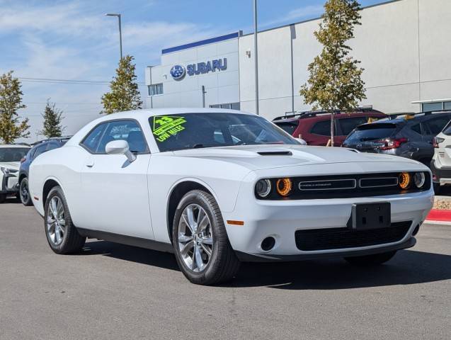 2023 Dodge Challenger SXT AWD photo