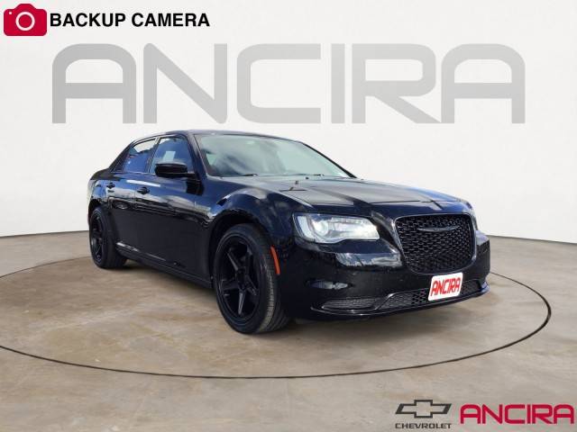 2021 Chrysler 300 Touring RWD photo