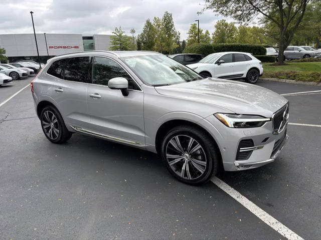 2022 Volvo XC60 Inscription AWD photo