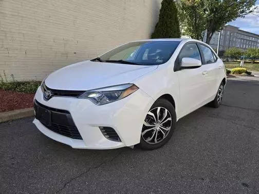 2015 Toyota Corolla LE FWD photo