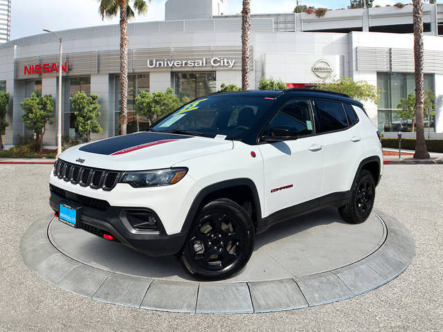 2023 Jeep Compass Trailhawk 4WD photo