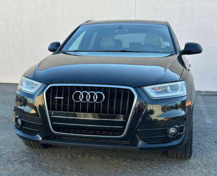 2015 Audi Q3 2.0T Prestige AWD photo