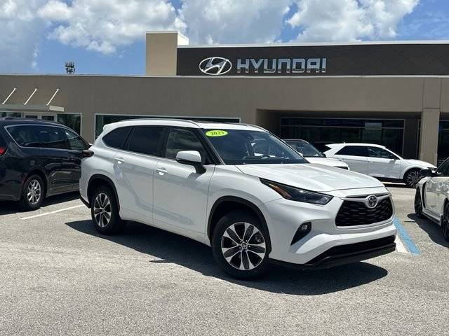2023 Toyota Highlander XLE FWD photo