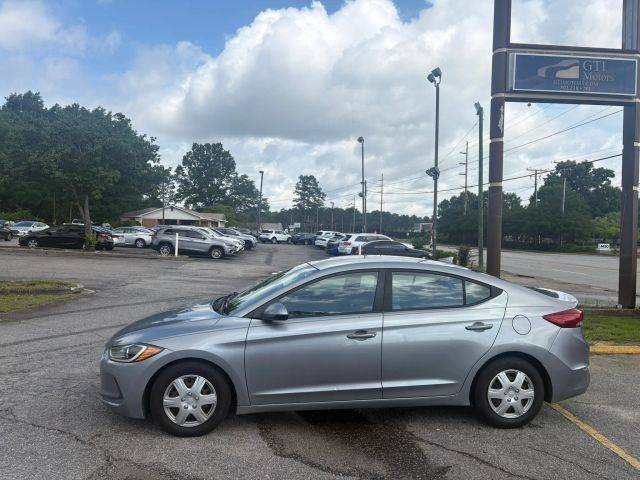 2017 Hyundai Elantra SE FWD photo