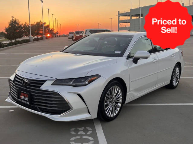 2020 Toyota Avalon Limited FWD photo