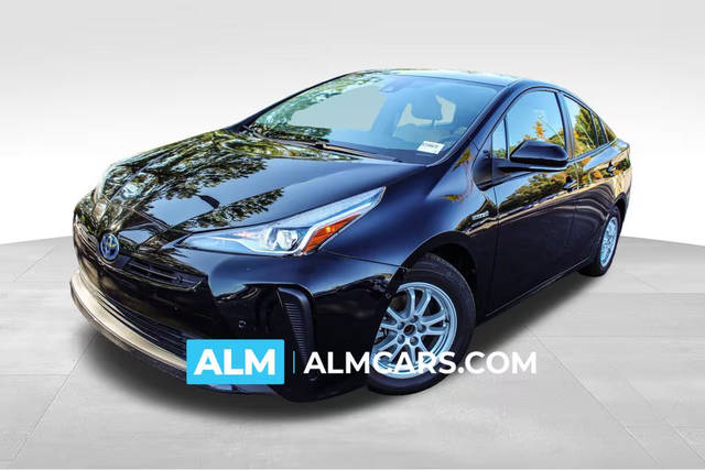 2022 Toyota Prius LE FWD photo