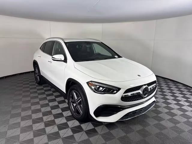 2023 Mercedes-Benz GLA-Class GLA 250 AWD photo