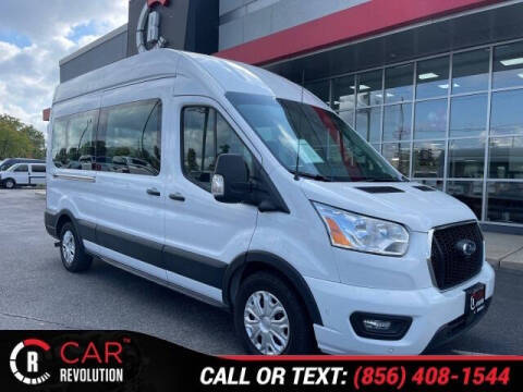 2022 Ford Transit Passenger Wagon XLT RWD photo