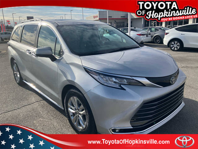 2022 Toyota Sienna Limited AWD photo