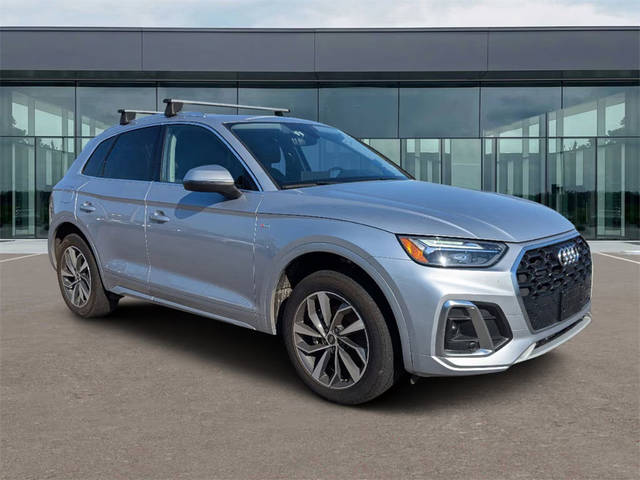 2022 Audi Q5 S line Premium Plus AWD photo