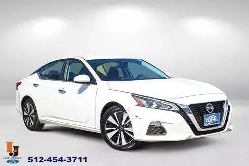 2021 Nissan Altima 2.5 SV FWD photo