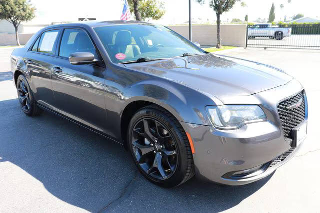 2021 Chrysler 300 300S RWD photo