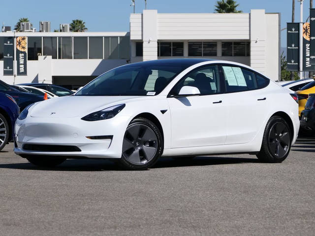 2023 Tesla Model 3  RWD photo