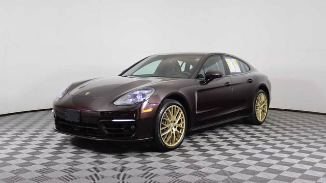 2023 Porsche Panamera 4 Platinum Edition AWD photo