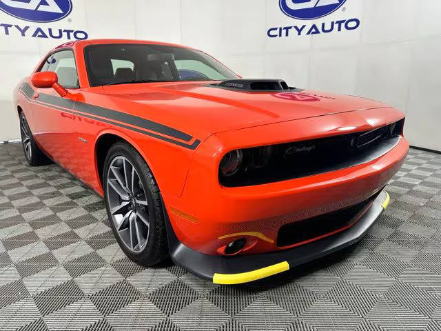 2021 Dodge Challenger R/T RWD photo