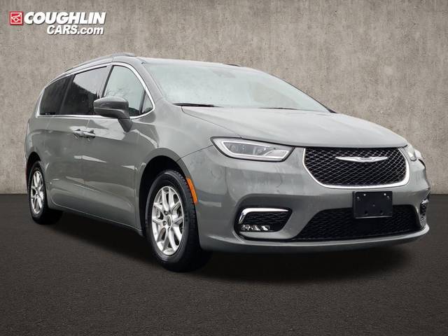 2022 Chrysler Pacifica Minivan Touring L FWD photo