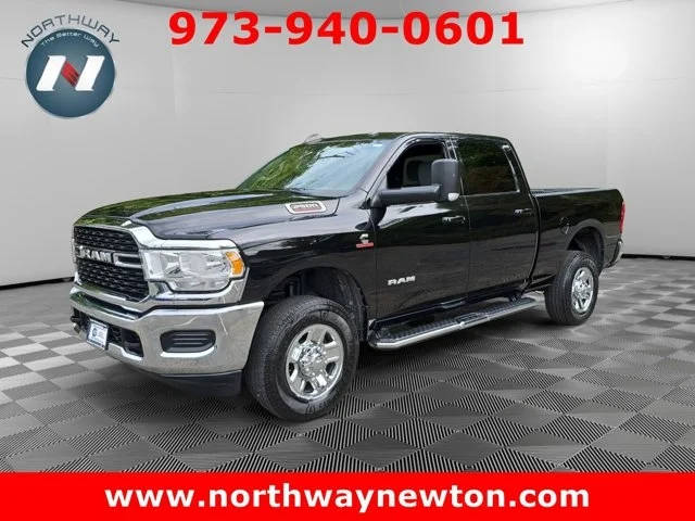 2022 Ram 2500 Big Horn 4WD photo