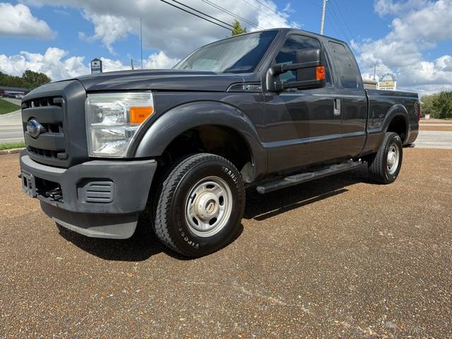 2015 Ford F-250 Super Duty XL 4WD photo