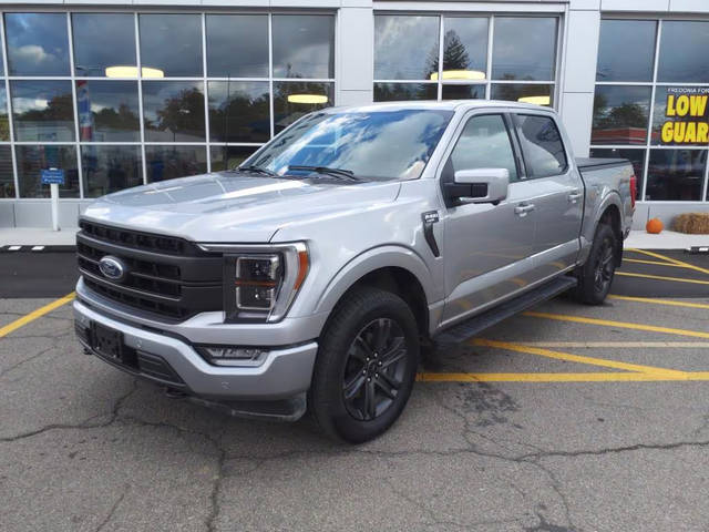 2023 Ford  LARIAT 4WD photo