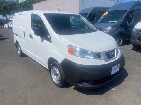 2019 Nissan NV200 S FWD photo