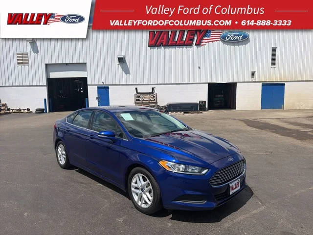 2015 Ford Fusion SE FWD photo