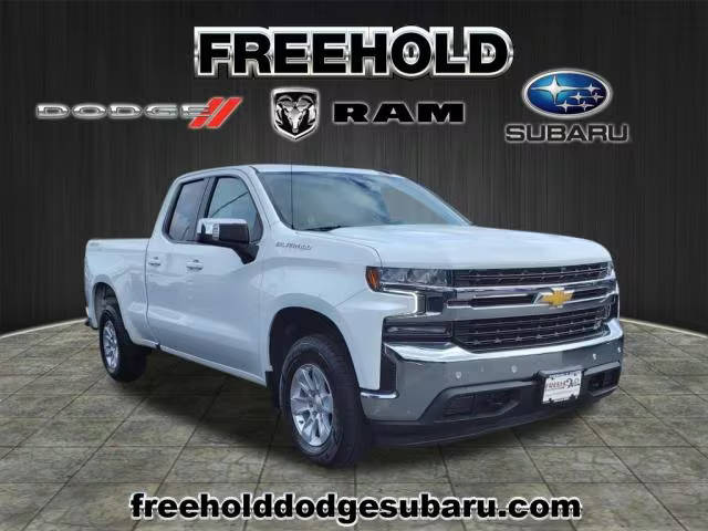 2021 Chevrolet Silverado 1500 LT 4WD photo