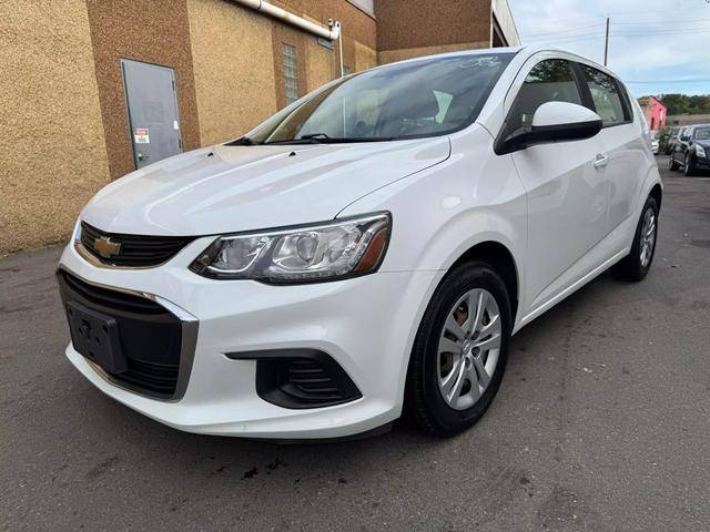 2020 Chevrolet Sonic LT FWD photo