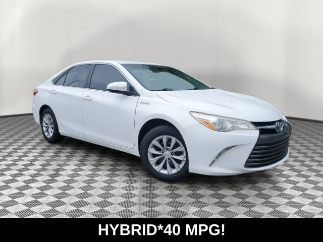 2017 Toyota Camry Hybrid LE FWD photo