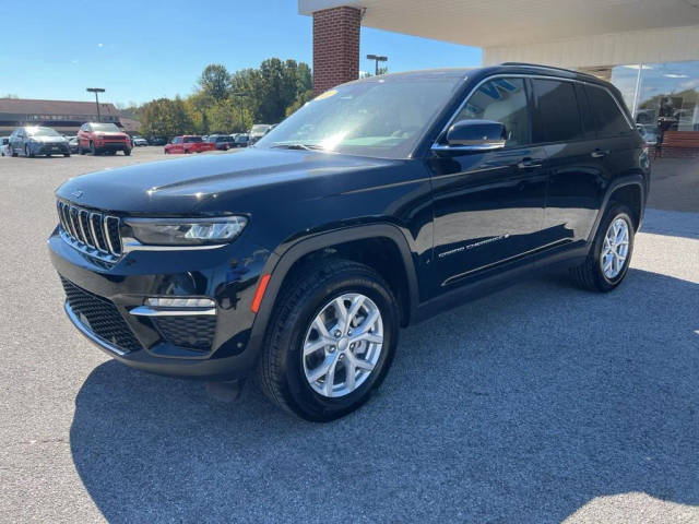 2023 Jeep Grand Cherokee Limited 4WD photo