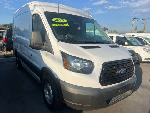 2019 Ford Transit Van  RWD photo