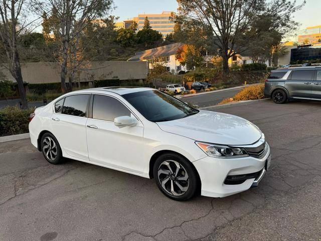 2017 Honda Accord EX FWD photo