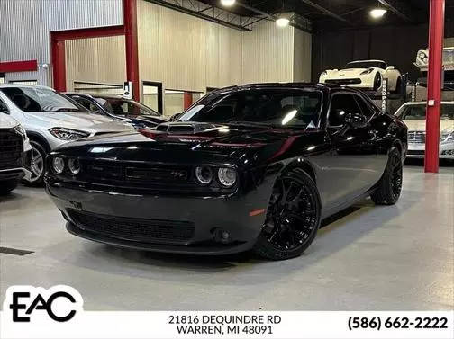 2015 Dodge Challenger R/T Plus Shaker RWD photo