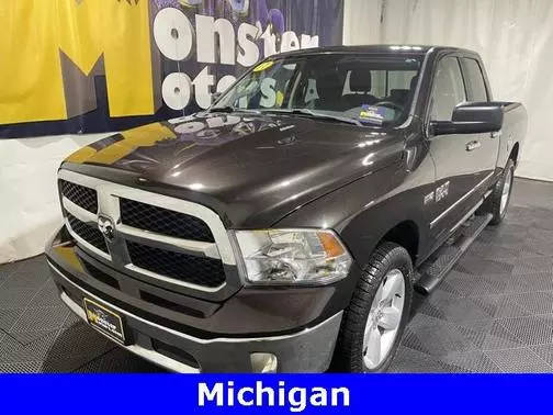 2017 Ram 1500 SLT 4WD photo