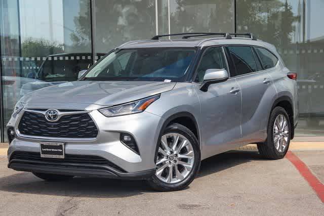 2021 Toyota Highlander Limited AWD photo