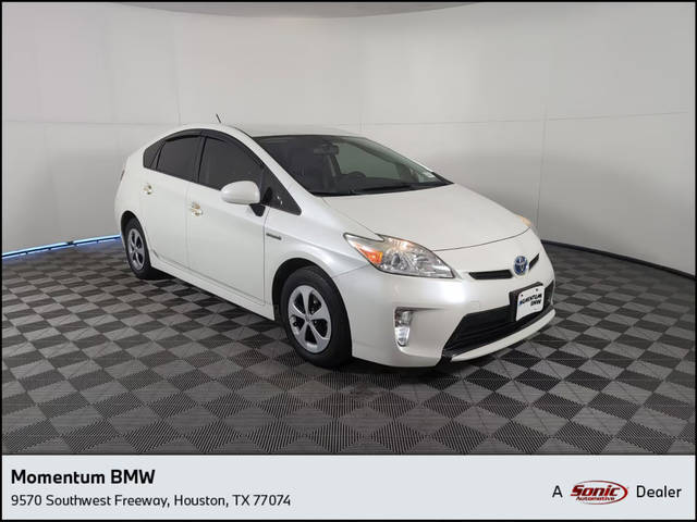 2015 Toyota Prius Four FWD photo