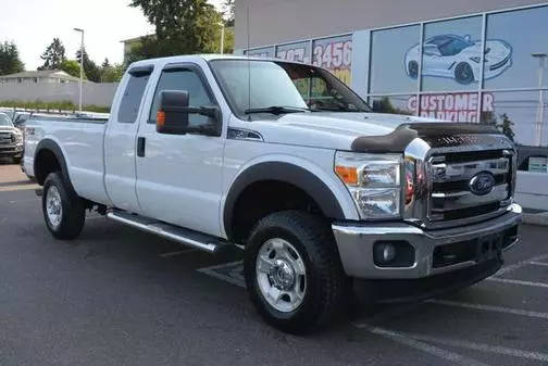 2015 Ford F-350 Super Duty XLT 4WD photo