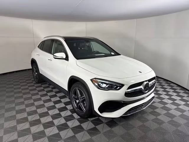 2023 Mercedes-Benz GLA-Class GLA 250 AWD photo