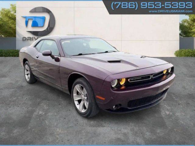 2021 Dodge Challenger SXT RWD photo