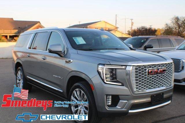 2023 GMC Yukon XL Denali 4WD photo