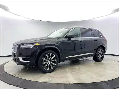 2023 Volvo XC90 Plus AWD photo