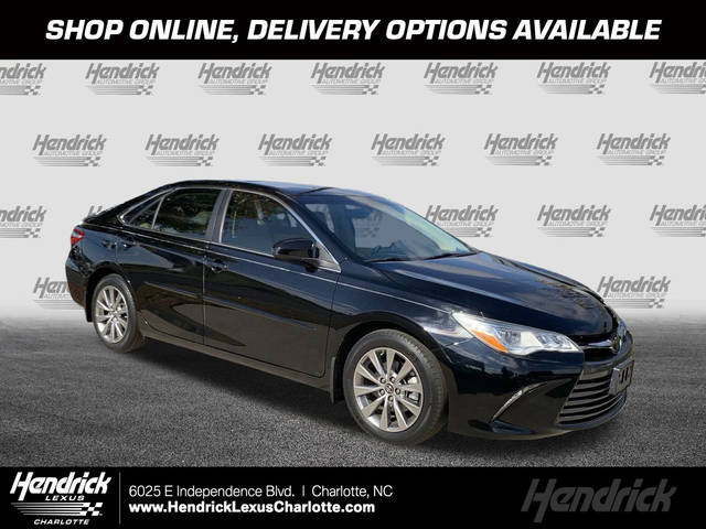 2016 Toyota Camry XLE FWD photo