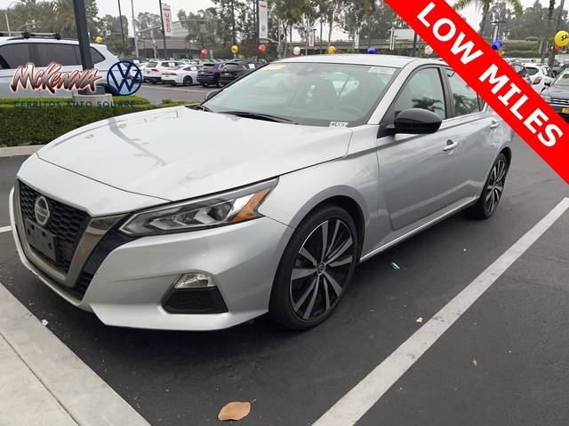 2021 Nissan Altima 2.5 SR FWD photo